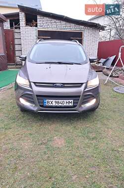 Внедорожник / Кроссовер Ford Kuga 2013 в 
