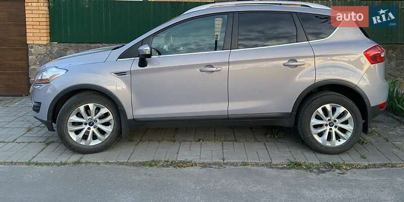 Внедорожник / Кроссовер Ford Kuga 2011 в Киеве