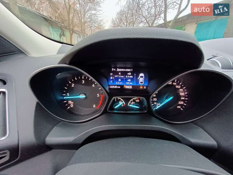 Внедорожник / Кроссовер Ford Kuga 2019 в Южноукраинске