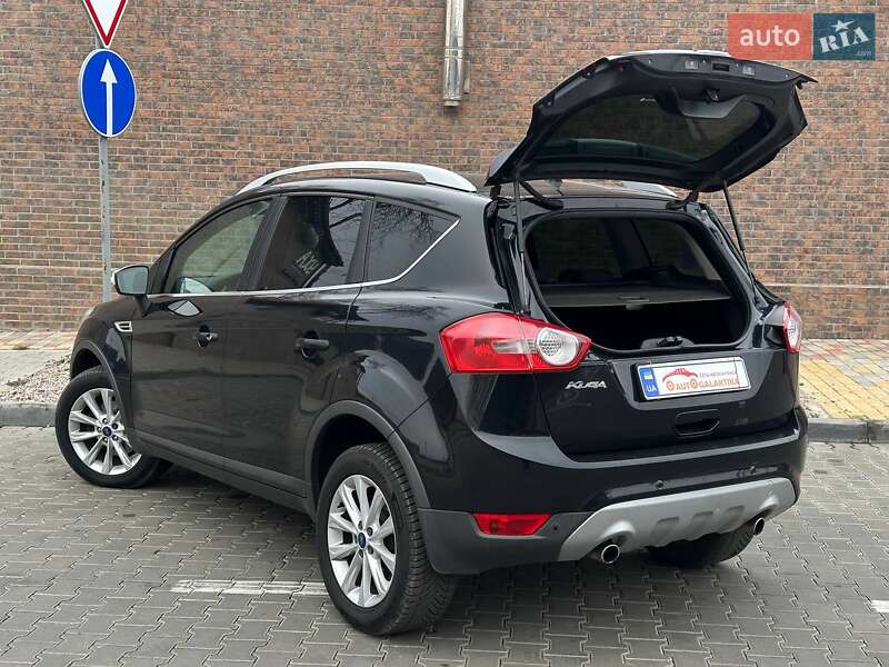 Позашляховик / Кросовер Ford Kuga 2012 в Одесі