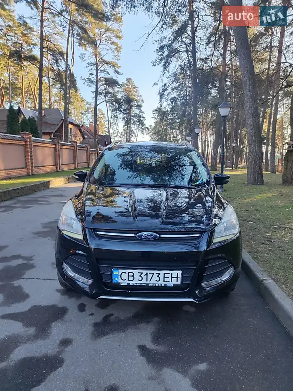 Внедорожник / Кроссовер Ford Kuga 2013 в 