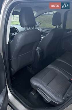 Внедорожник / Кроссовер Ford Kuga 2019 в 