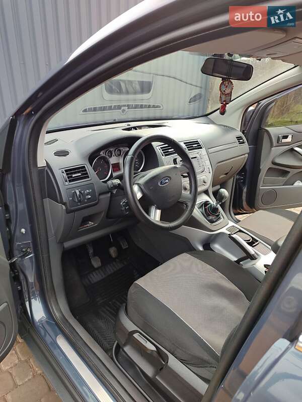 Позашляховик / Кросовер Ford Kuga 2011 в Бобринці