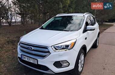 Позашляховик / Кросовер Ford Kuga 2017 в Києві