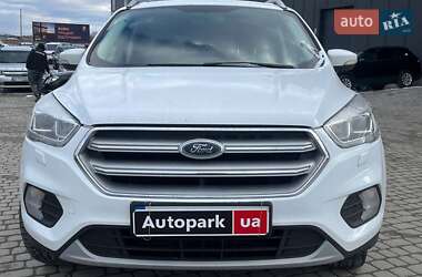 Внедорожник / Кроссовер Ford Kuga 2017 в Львове