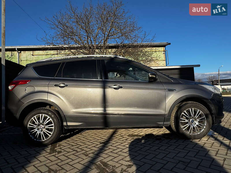 Внедорожник / Кроссовер Ford Kuga 2013 в Ивано-Франковске