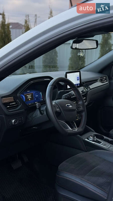 Внедорожник / Кроссовер Ford Kuga 2021 в Ковеле