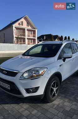 Внедорожник / Кроссовер Ford Kuga 2012 в 