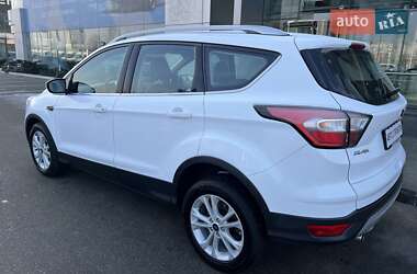 Внедорожник / Кроссовер Ford Kuga 2019 в Киеве