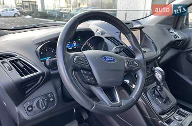 Внедорожник / Кроссовер Ford Kuga 2019 в Киеве