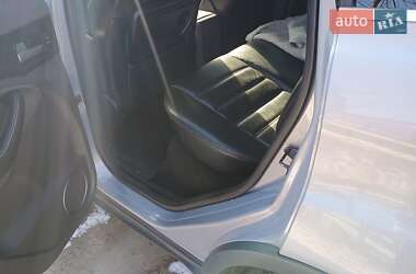 Внедорожник / Кроссовер Ford Kuga 2011 в 