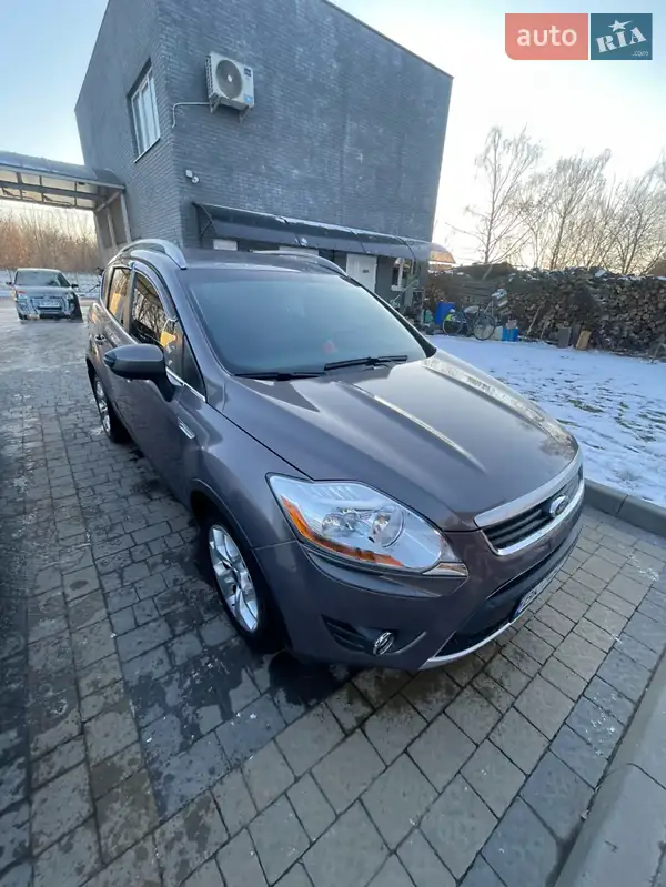 Ford Kuga 2011