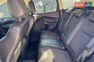 Внедорожник / Кроссовер Ford Kuga 2013 в 
