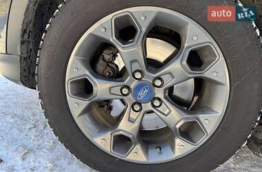 Внедорожник / Кроссовер Ford Kuga 2013 в 