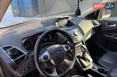 Внедорожник / Кроссовер Ford Kuga 2013 в 
