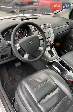 Внедорожник / Кроссовер Ford Kuga 2011 в 