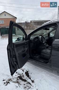 Позашляховик / Кросовер Ford Kuga 2011 в 