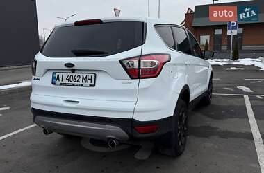 Внедорожник / Кроссовер Ford Kuga 2017 в Боярке