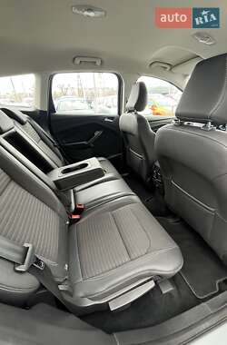 Внедорожник / Кроссовер Ford Kuga 2019 в 