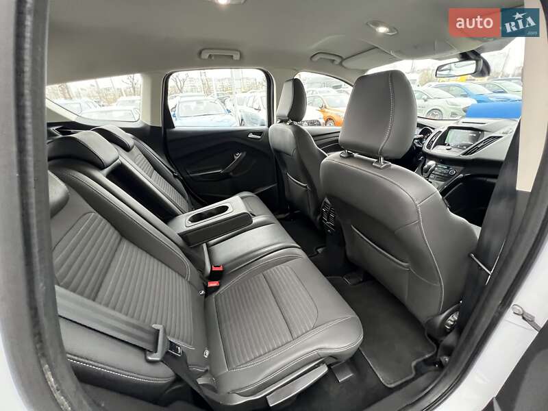 Позашляховик / Кросовер Ford Kuga 2019 в Києві