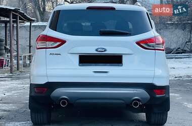 Внедорожник / Кроссовер Ford Kuga 2013 в Каменском