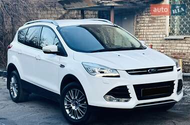 Внедорожник / Кроссовер Ford Kuga 2013 в Каменском