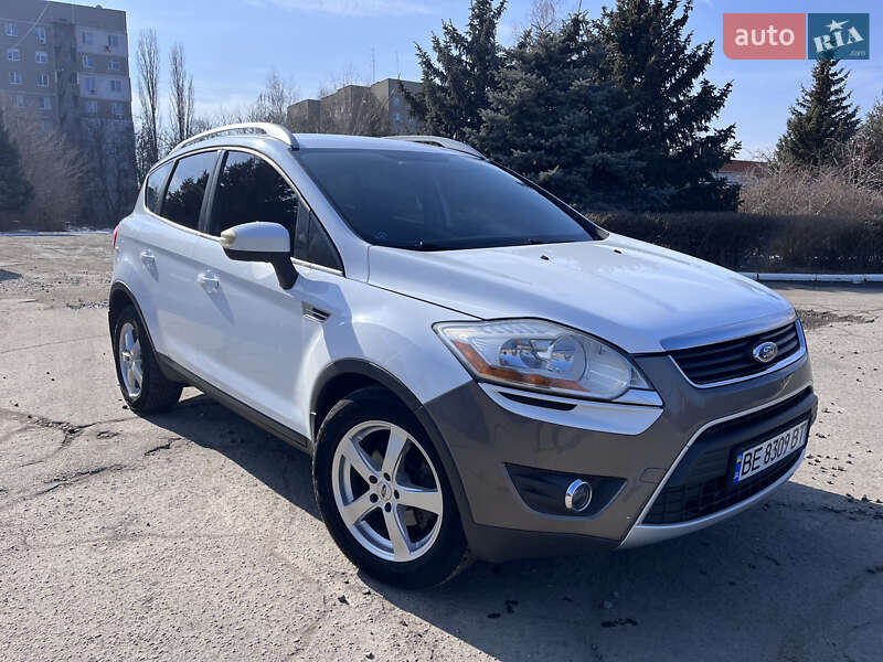 Внедорожник / Кроссовер Ford Kuga 2011 в Южноукраинске