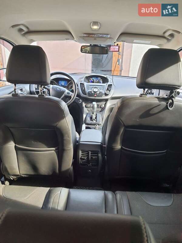 Внедорожник / Кроссовер Ford Kuga 2013 в Полтаве