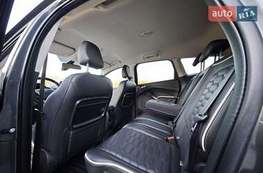 Внедорожник / Кроссовер Ford Kuga 2017 в 