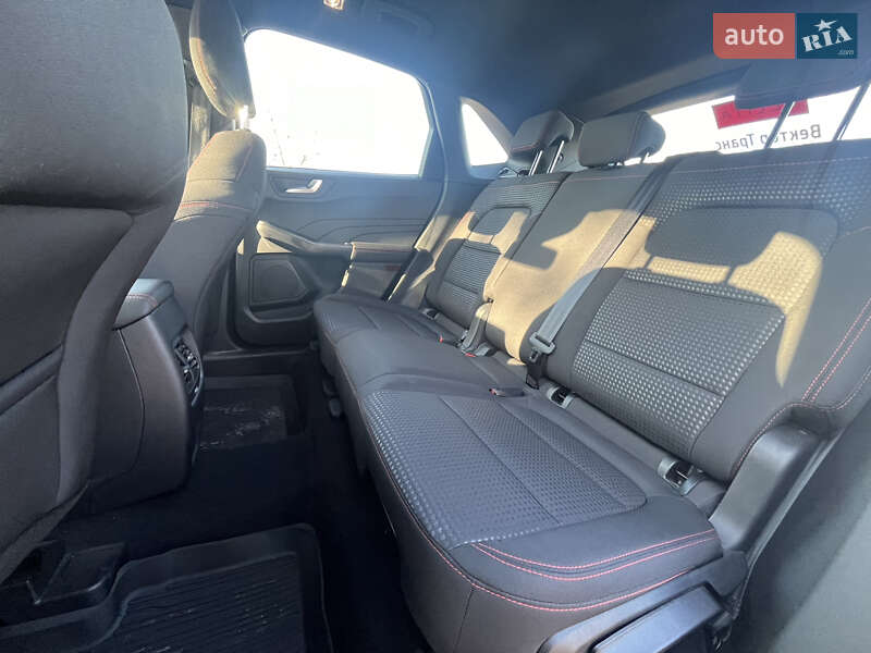 Внедорожник / Кроссовер Ford Kuga 2022 в Днепре