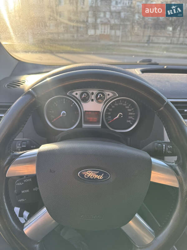 Внедорожник / Кроссовер Ford Kuga 2012 в Николаеве фото 9 Внедорожник / Кроссовер Ford Kuga 2012 в Николаеве