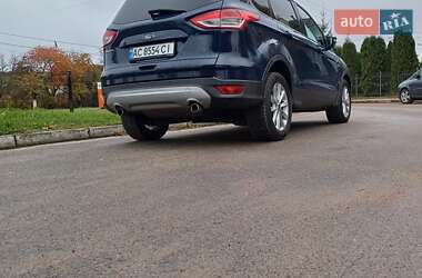 Внедорожник / Кроссовер Ford Kuga 2015 в 
