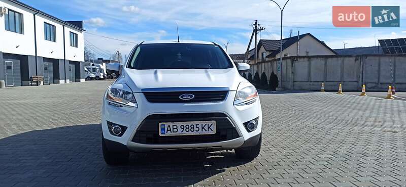Внедорожник / Кроссовер Ford Kuga 2010 в Могилев-Подольске