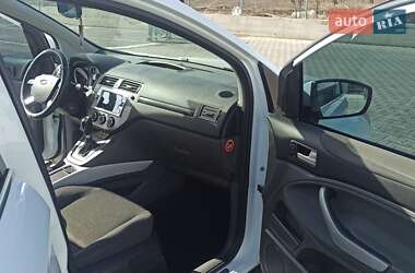 Внедорожник / Кроссовер Ford Kuga 2010 в 