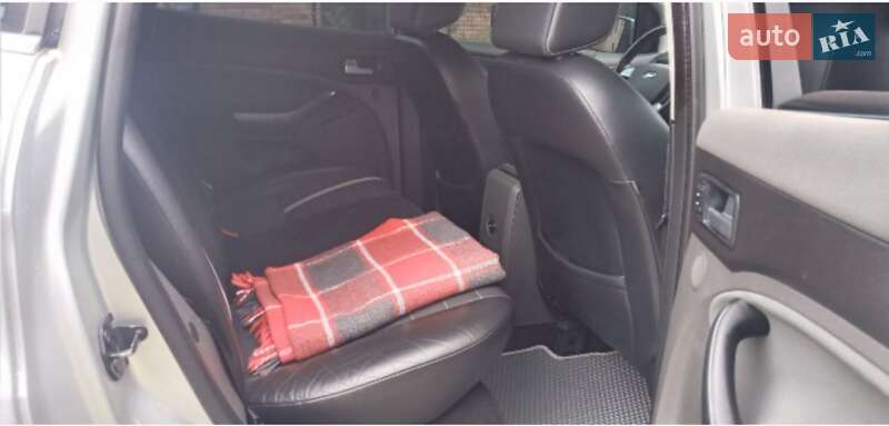 Внедорожник / Кроссовер Ford Kuga 2010 в Ивано-Франковске