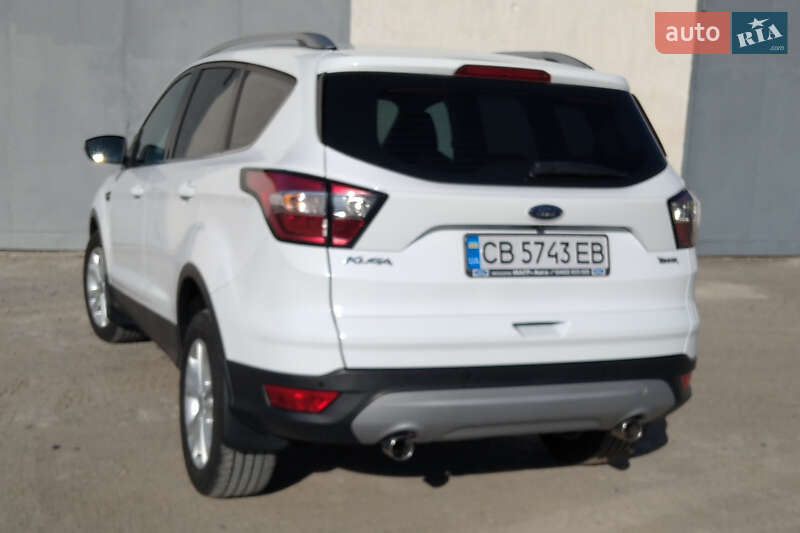 Внедорожник / Кроссовер Ford Kuga 2019 в Бершади