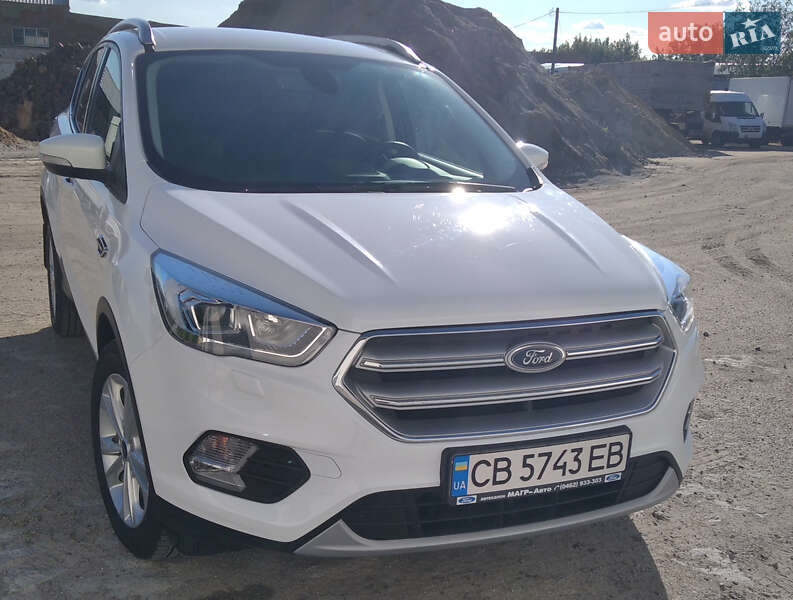 Внедорожник / Кроссовер Ford Kuga 2019 в Бершади