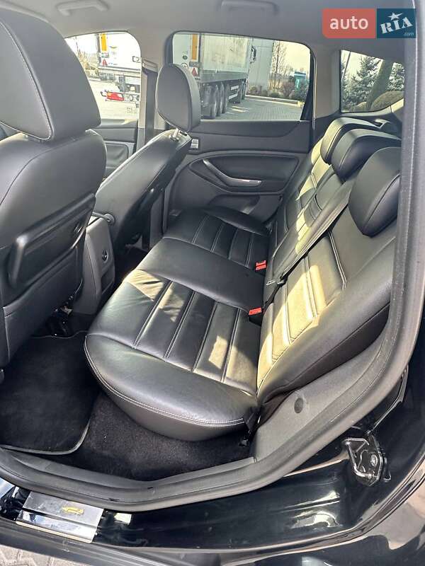 Внедорожник / Кроссовер Ford Kuga 2012 в Черкассах