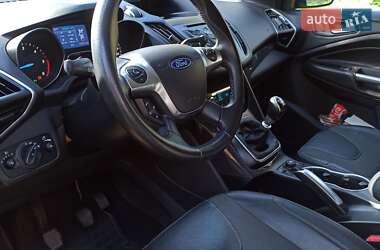 Внедорожник / Кроссовер Ford Kuga 2013 в 