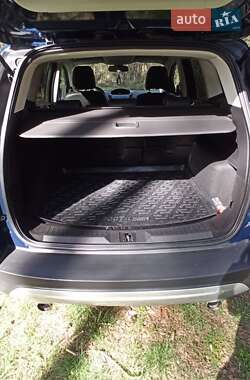 Внедорожник / Кроссовер Ford Kuga 2013 в 