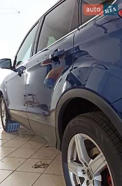 Внедорожник / Кроссовер Ford Kuga 2013 в 