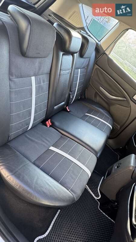 Позашляховик / Кросовер Ford Kuga 2009 в Яворові