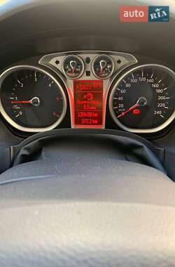 Внедорожник / Кроссовер Ford Kuga 2011 в Ровно