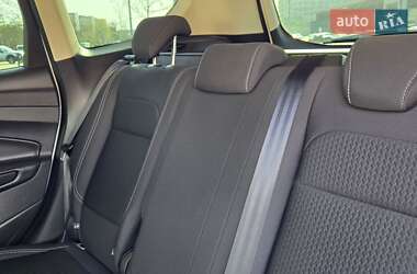 Позашляховик / Кросовер Ford Kuga 2018 в Києві