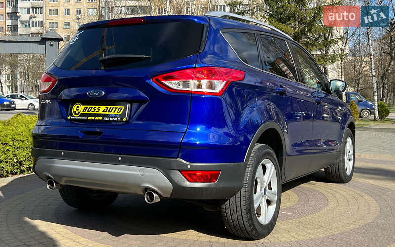 Позашляховик / Кросовер Ford Kuga 2016 в Львові
