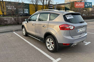 Внедорожник / Кроссовер Ford Kuga 2012 в 