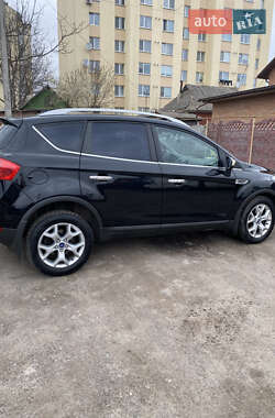 Внедорожник / Кроссовер Ford Kuga 2011 в 