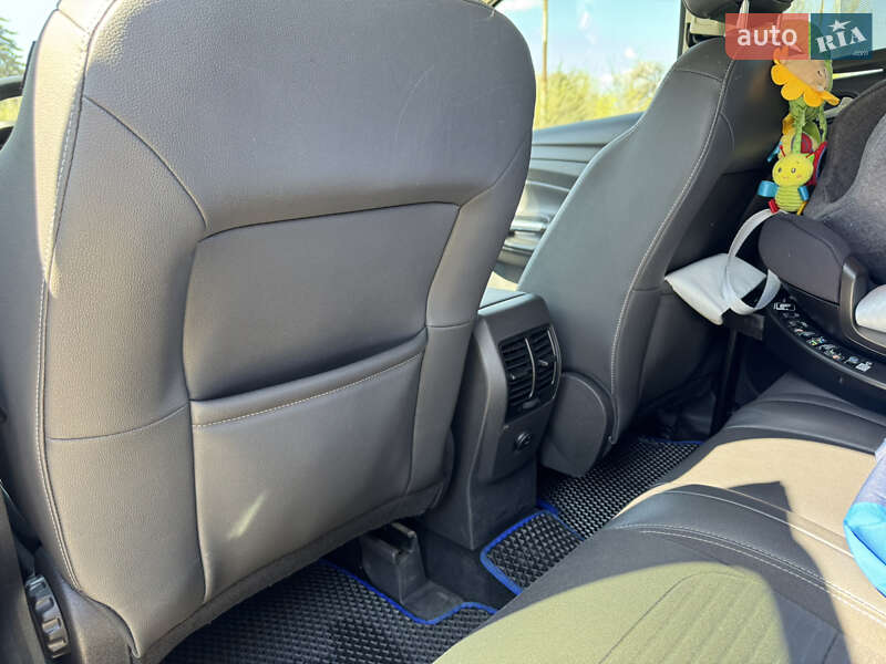 Внедорожник / Кроссовер Ford Kuga 2019 в Запорожье фото 17 Внедорожник / Кроссовер Ford Kuga 2019 в Запорожье