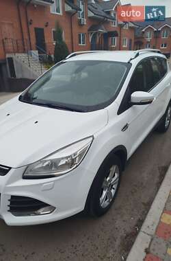 Позашляховик / Кросовер Ford Kuga 2014 в 