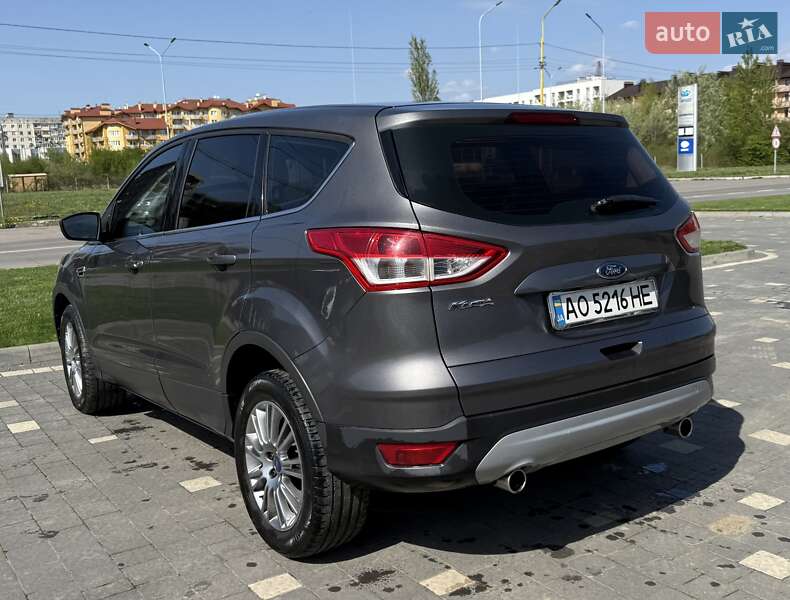 Внедорожник / Кроссовер Ford Kuga 2013 в Ужгороде